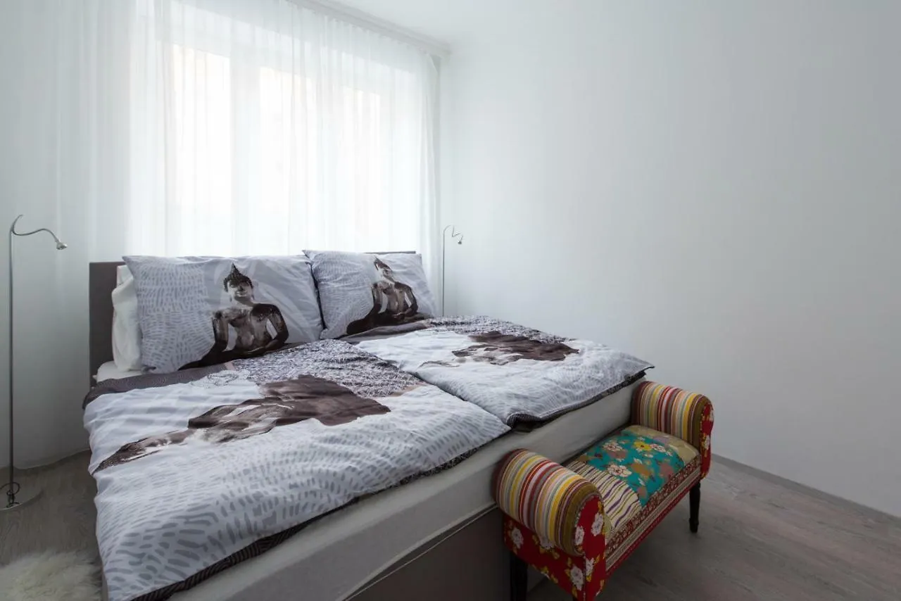 Apartamento Let It Be Vienna U1, U2, U4 Karlsplatz Oper Austria