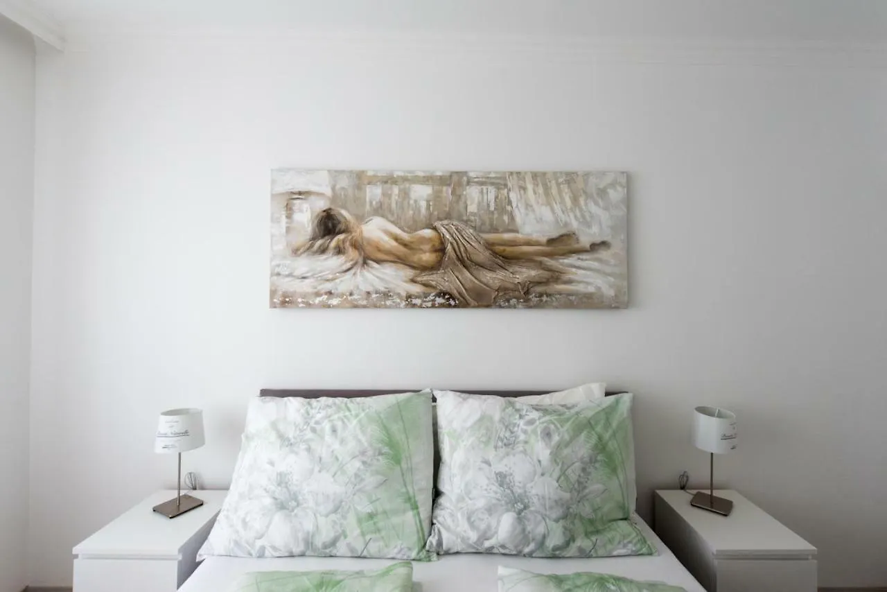 Let It Be Vienna U1, U2, U4 Karlsplatz Oper Apartment Austria