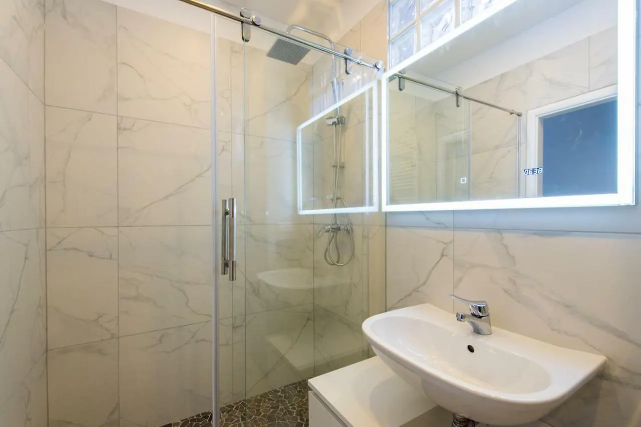 Let It Be Vienna U1, U2, U4 Karlsplatz Oper Apartment Austria