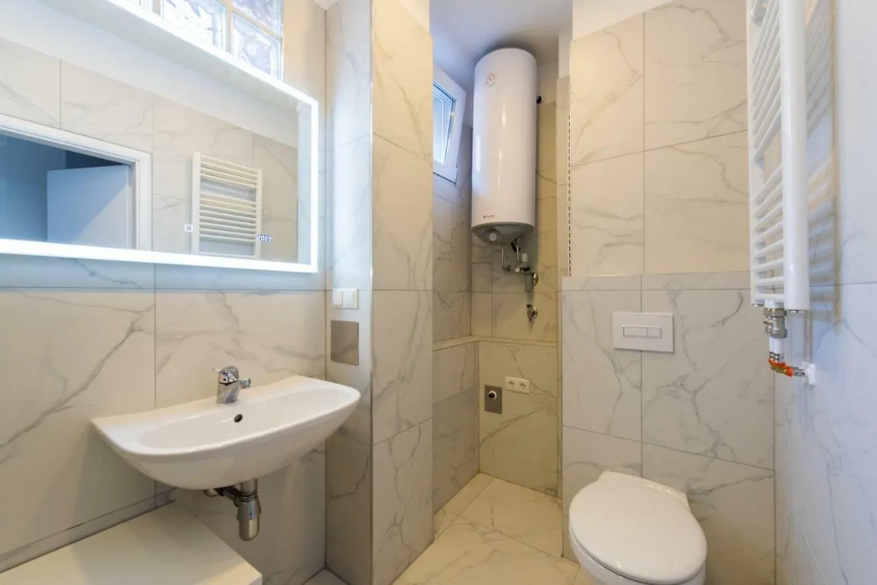 Let It Be Vienna U1, U2, U4 Karlsplatz Oper Apartment 0*,  Austria