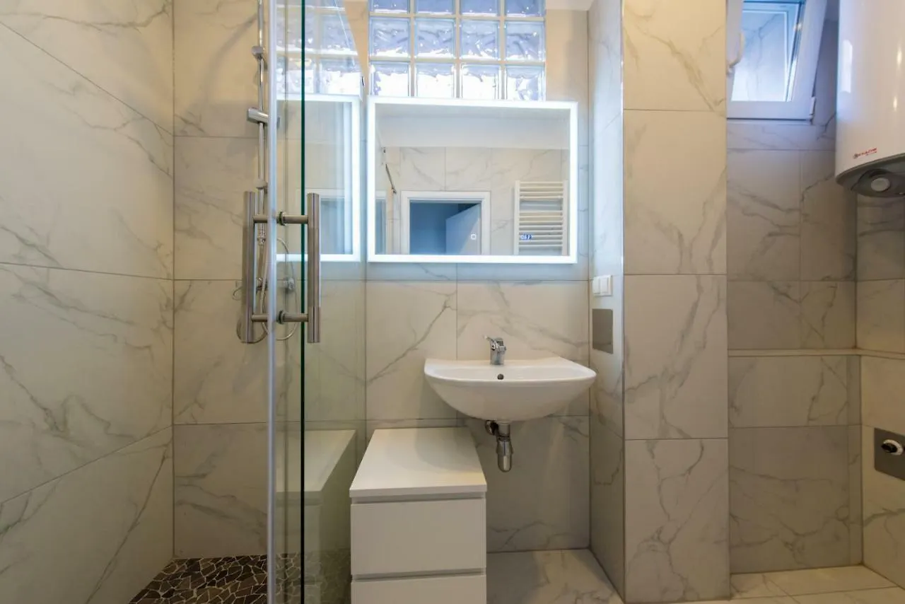 Let It Be Vienna U1, U2, U4 Karlsplatz Oper Apartment