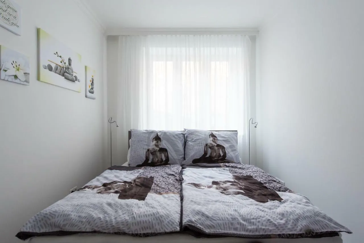 Let It Be Vienna U1, U2, U4 Karlsplatz Oper Apartment