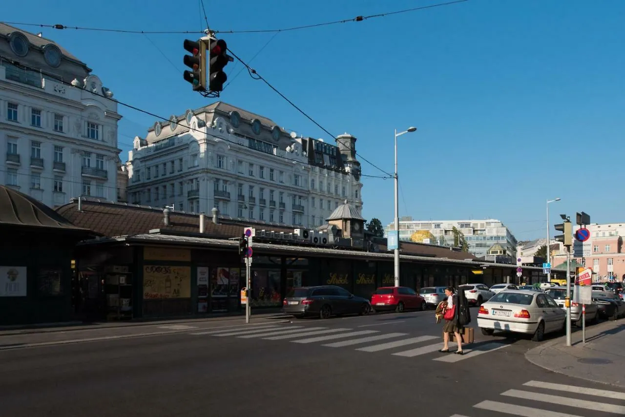 Let It Be Vienna U1, U2, U4 Karlsplatz Oper Apartment